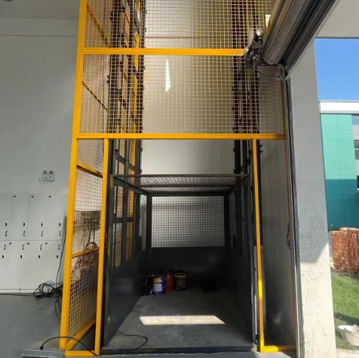 抚州导轨式升降机助力物流园破解运输难题